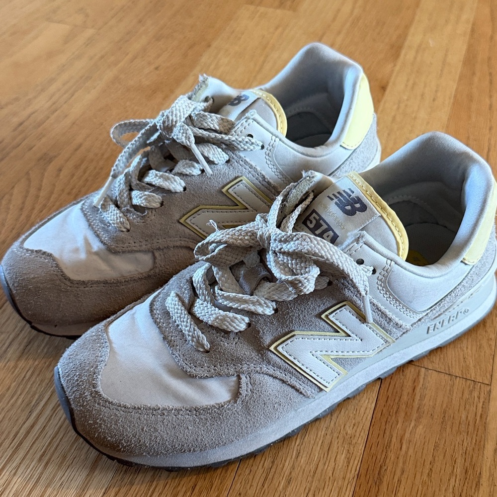 New Balance 574 Athletic Shoes